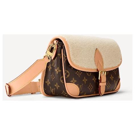 lv diane bag price.